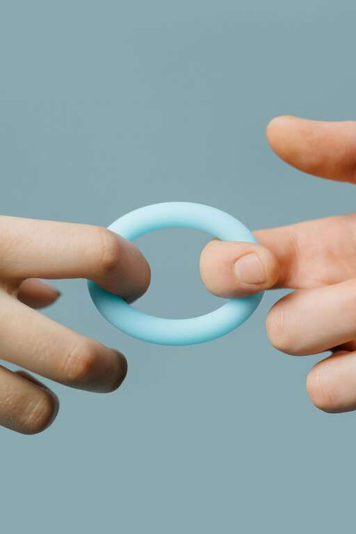 גלה את קסם העיסוי האירוטי: הנאה מוחלטת וחיבור עמוק לגוף גלה את קסם העיסוי האירוטי: הנאה מוחלטת וחיבור עמוק לגוף