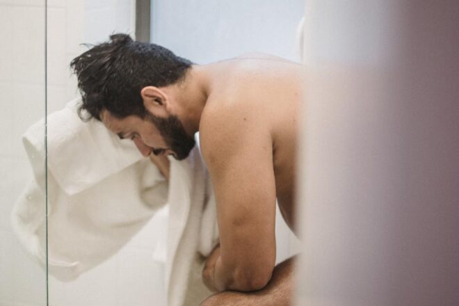 "חייה של חשפנית: מבט על המאבקים והניצחונות של המקצוע"