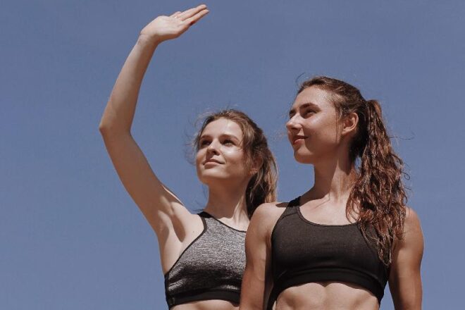 תפקיד החינוך המיני בחברה: הבנת יתרונותיו ומגבלותיו